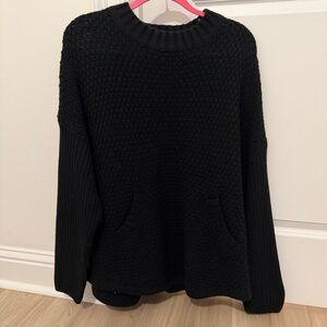 Doe & Rae Black Knit Crew Neck Sweater